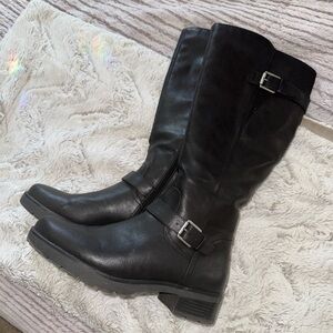 Naturalizer Black Heeled Boots with Buckles